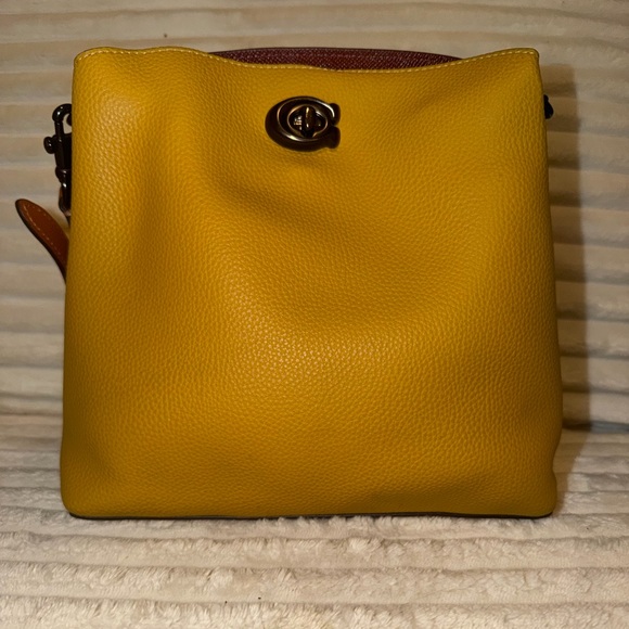 Coach Yellow Willow Bucket Bag color block - Picture 2 of 5